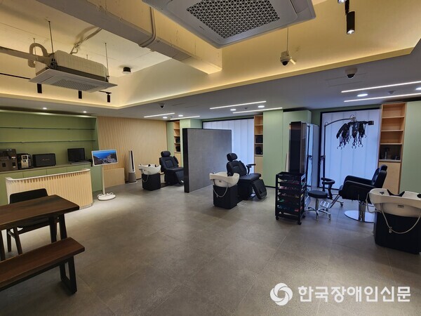 미용실 실내 (사진 : 노원구)