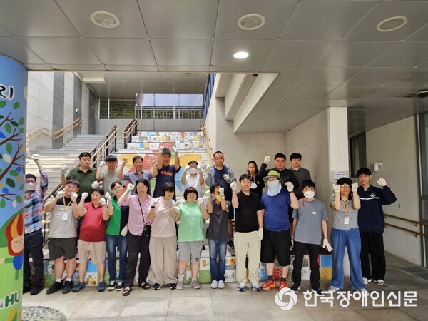  ‘아름동탄 에코 플로깅(Eco Plogging)’ (사진 : 화성시아름장애인보호작업장)